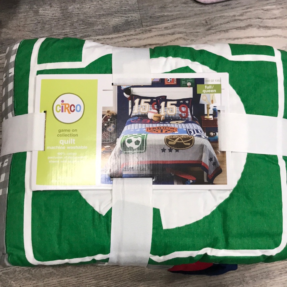 Brand New Circo Full/Queen Sz Game On Collection